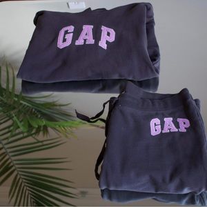 GAP sweatsuit set
